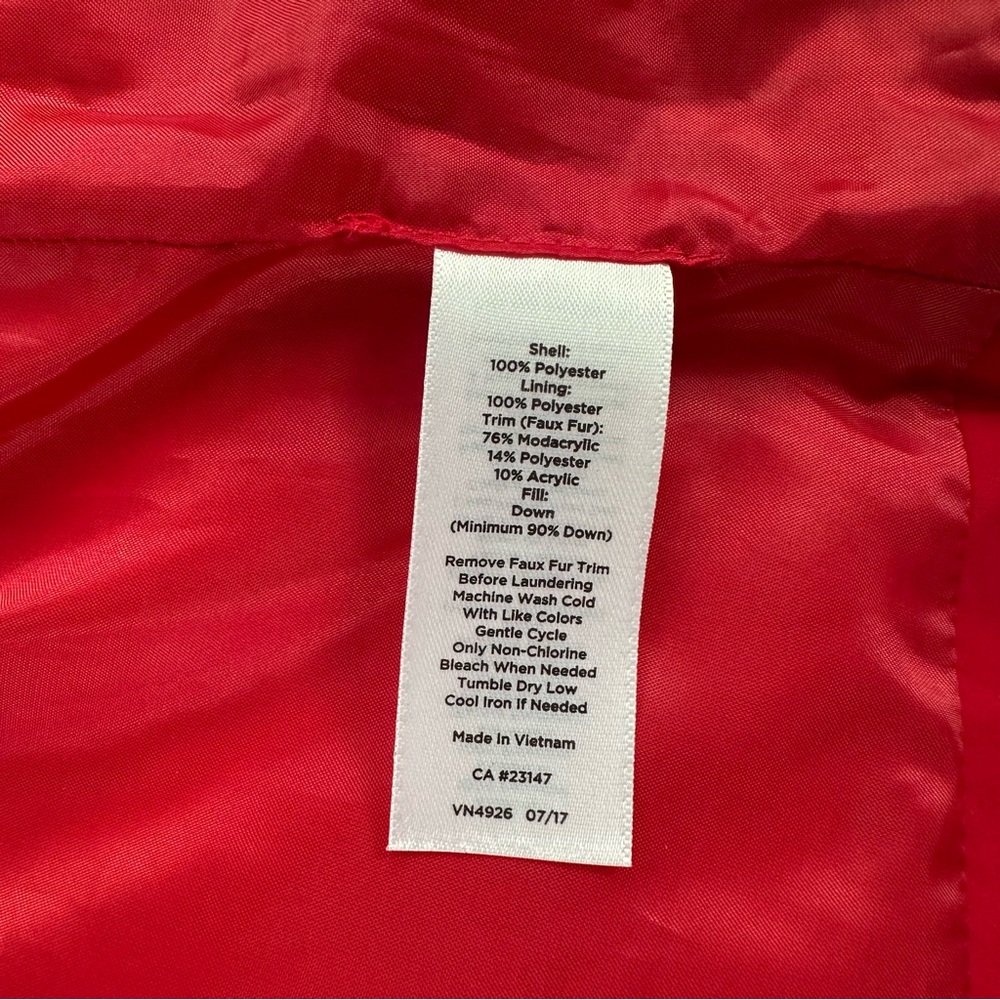Talbots Red Quilted Puffer Vest with Gold Hardware. Large. - Picture 5 of 7